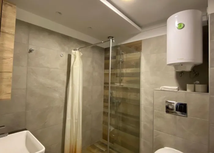 Milmari Premier 28 *