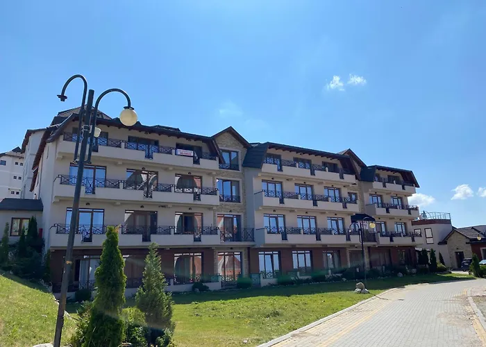 Apartament Milmari Premier 28 *